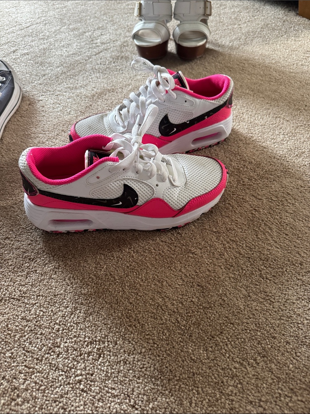 Women’s White & Pink Air Max Inspired Sneakers